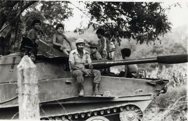 Termina guerra civil en Nicaragua.