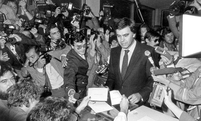 PSOE GANA ELECCIONES