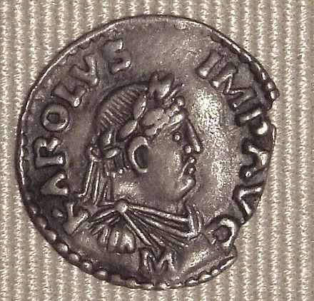 Karel Veliki določi mejo med pokristjanjevanjem Salzburga in Ogleja