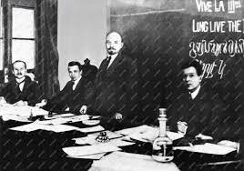 Forradalmi hullám kialakulása a központi hatalmak területén.