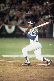 Achievement- Hank Aaron’s Home Run Record