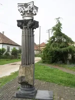 Földet bérel a Baracska faluban