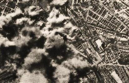 bombardamento americano contro Hitler