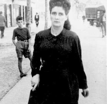 Generosa Cortina Roig es detinguda per la GESTAPO.