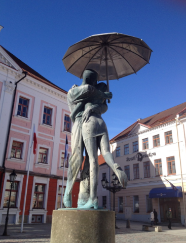 "Suudlevad tudengid"