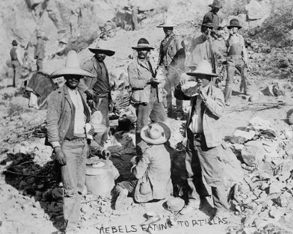 mexican revolution begins