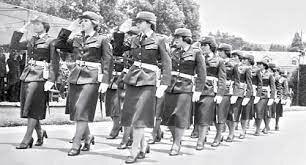 Ingreso de policías mujeres