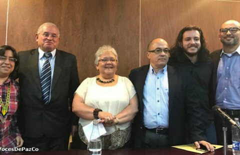 Reconocimiento político al movimiento Politico que representa a las FARC-EP en los eventos politicos