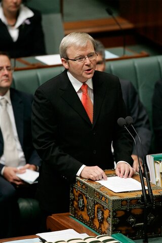 Kevin Rudd delivers National Apology