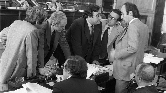 Se redactó y aprobó la constitución