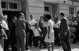 Forrest witnesses the Alabama University integration