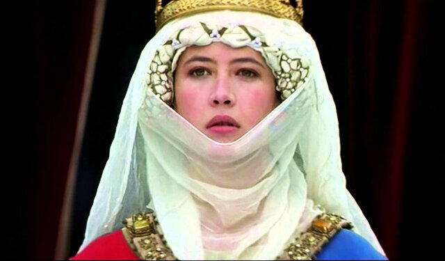 Nace Leonor de Aquitania, reina de Francia y luego de Inglaterra.