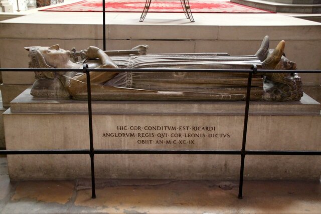 Muere Ricardo Corazón de León.