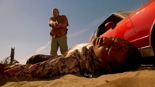 Hank kills Tuco in a shooting
