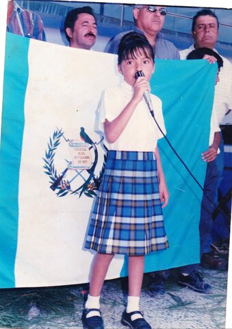 Declmando en mi escuela