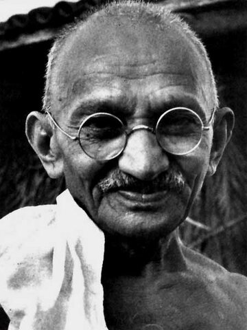 BIOGRAFÍA DE MAHATMA GANDHI