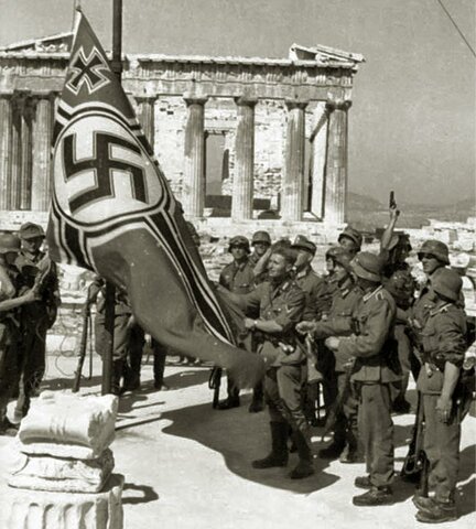 Csatlakozás a tengelyhatalmakhoz