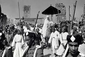 Marruecos se independiza de España y Francia