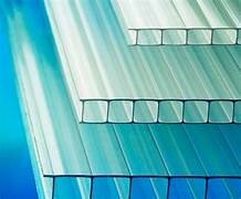 Polikarbonatoa sortu zen