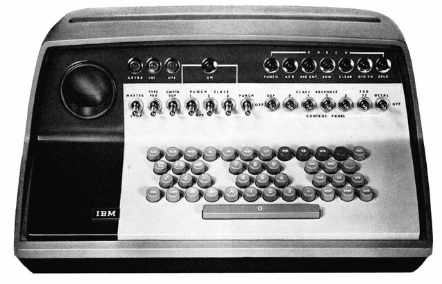 PRIMER ORDENADOR PERSONAL