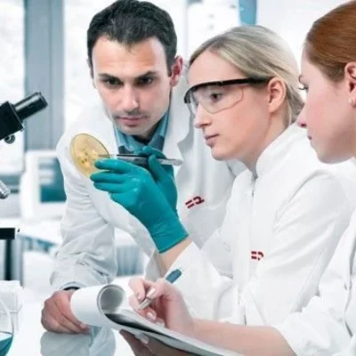 Timeline: Cíentifics que han contribuït al coneixement cel·lular