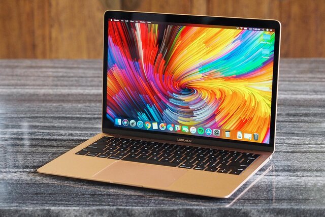 MACBOOK PRO 2018