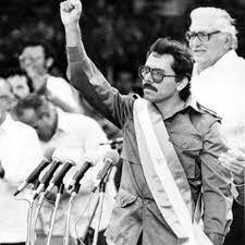 Estados Unidos mina varios puertos en Nicaragua