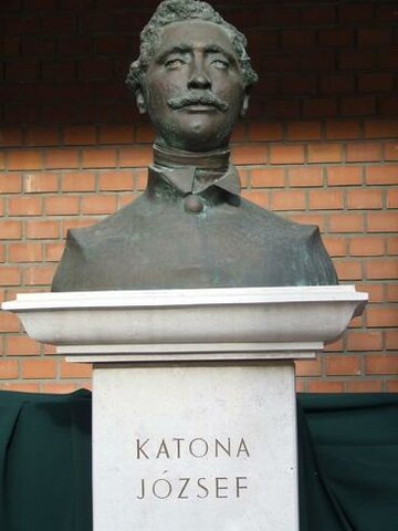 Katona élete