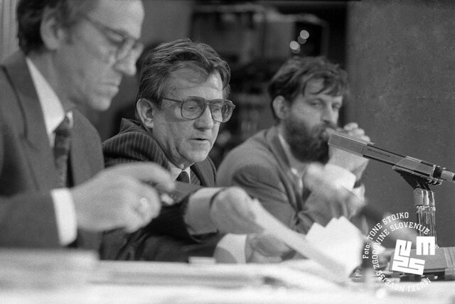 Sprejetje Slovenske ustave