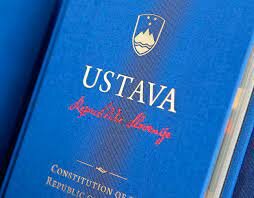 SPREJETJE SLOVENSKE USTAVE