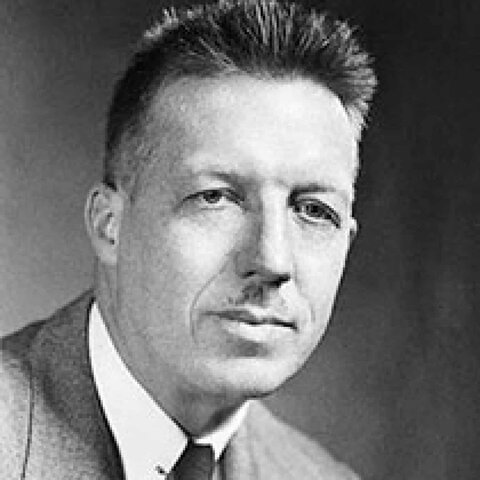 Douglas McGregor publica 'El lado humano de las organizaciones'.