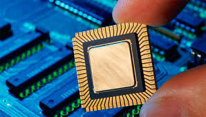 CHIPS Y TRANSISTORES