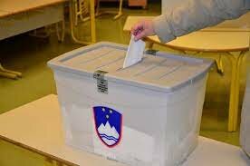 Prve večstrankarske volitve