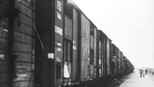 Coloma Seró es deportada en el "comboi dels 27000"