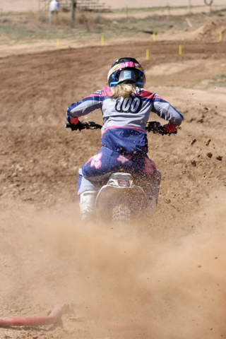 Started racing mx again after healing