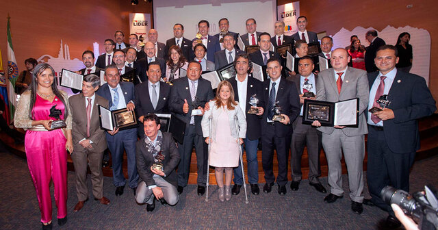 Posesión de nuevos alcaldes y gobernadores