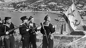 Russia declares war on Japan