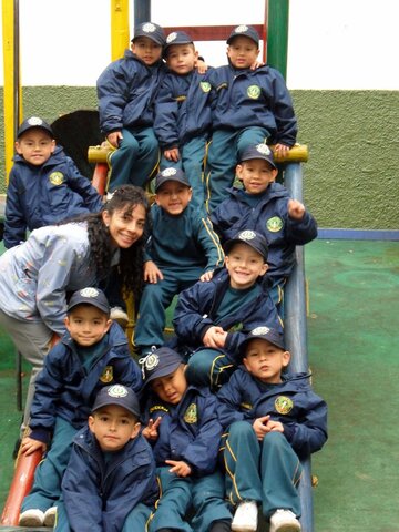 Sali de jardin y entre a la AMMS