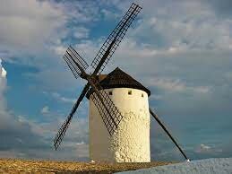 se inventa los molinos de viento en europa