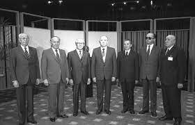 Warsaw Pact dissolved