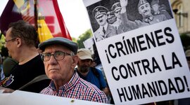 Timeline: Transformaciones y desafíos de España entre 1982 y 2023