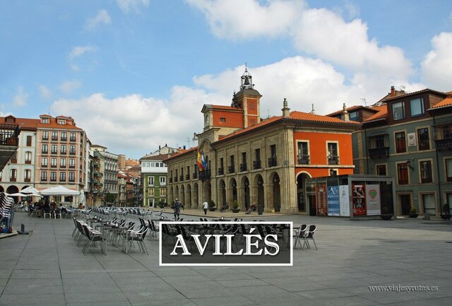 Viaje a Áviles para visitar a su padre