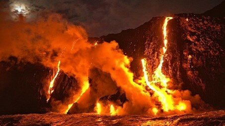 Comienzo erupción volcán de la Palma