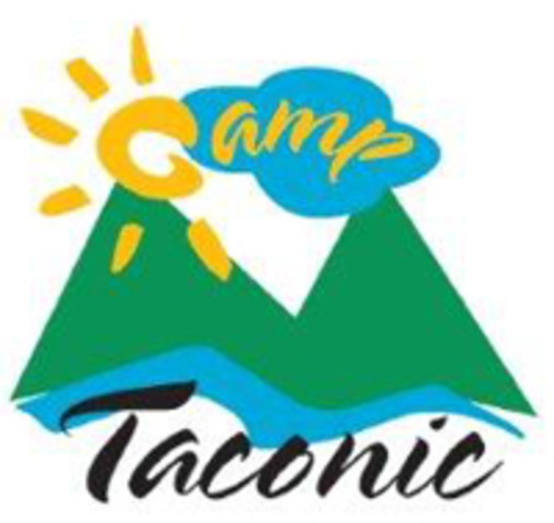 En el verano de 2011, fuí al campmiento. El campmiento se llama Taconic y esta en la Berkshires, MA.