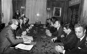 Acuerdos de Madrid y cesión del Sahara Occidental a Marruecos y Mauritania