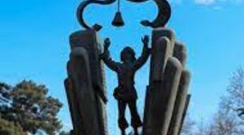 Timeline:  დედაენის დღისადმი მიძღვნილი კვირეული