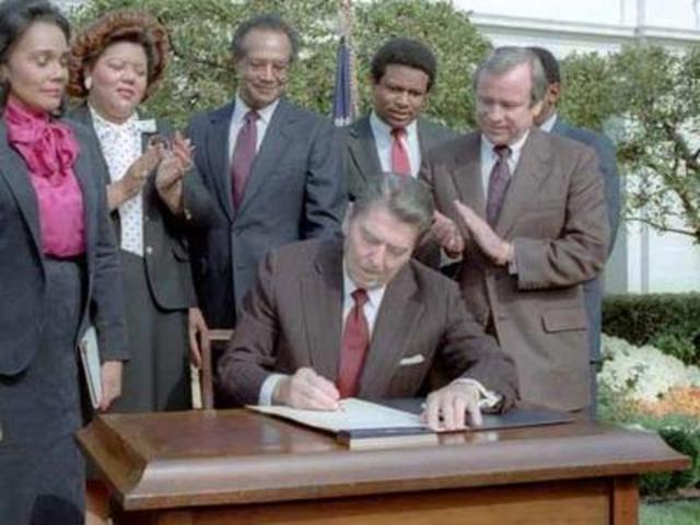 MLK, Jr. Day becomes national holiday