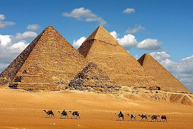 Giza püramiid