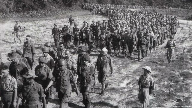 Derrota francesa de Indochina y creación de 4 estados: Vietnam del Norte, Vietnam del Sur, Laos y Camboya.