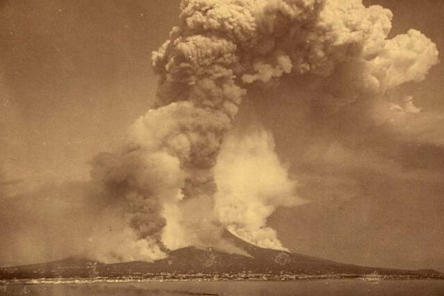 Krakatau, Indonesia Eruption